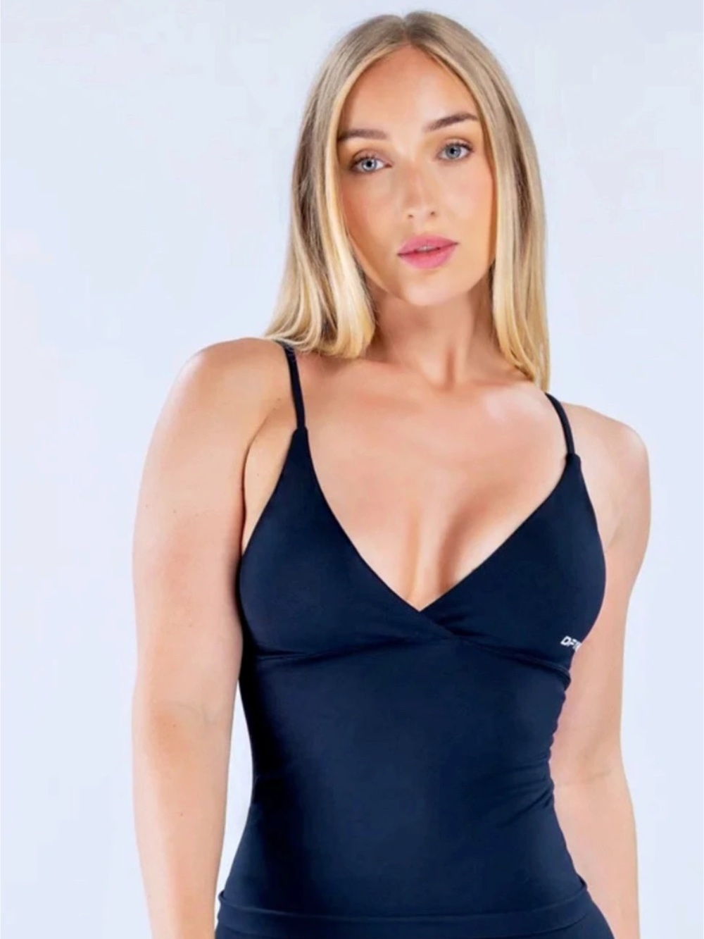 Dfyne vision twist front longline top in midnight